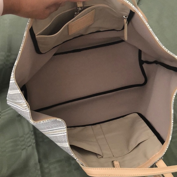Coach coated cotton tote. - Picture 4 of 7
